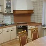 Monteurwohnungen Santos Lerch *
