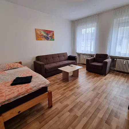 Apartment Monteurwohnungen Santos Lerch