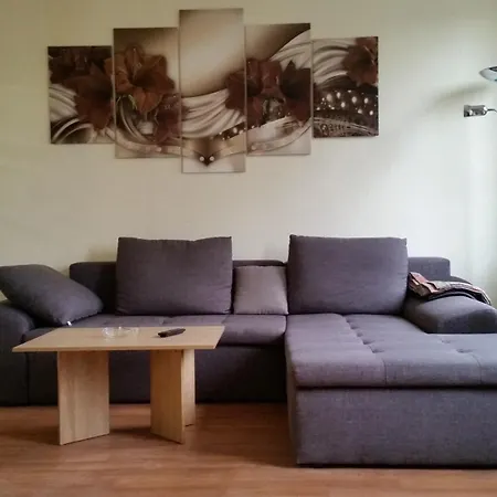 Monteurwohnungen Santos Lerch Apartment