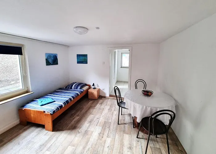 Monteurwohnungen Santos Lerch Apartament Krefeld