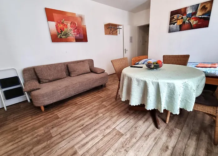 Monteurwohnungen Santos Lerch *