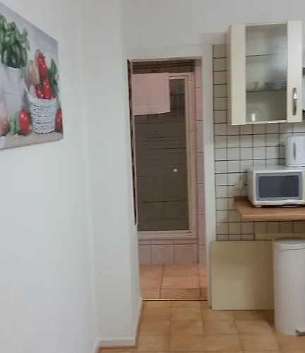 Monteurwohnungen Santos Lerch * Krefeld