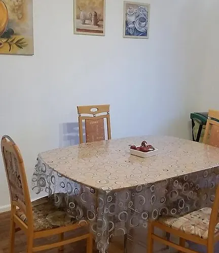 Monteurwohnungen Santos Lerch * Krefeld